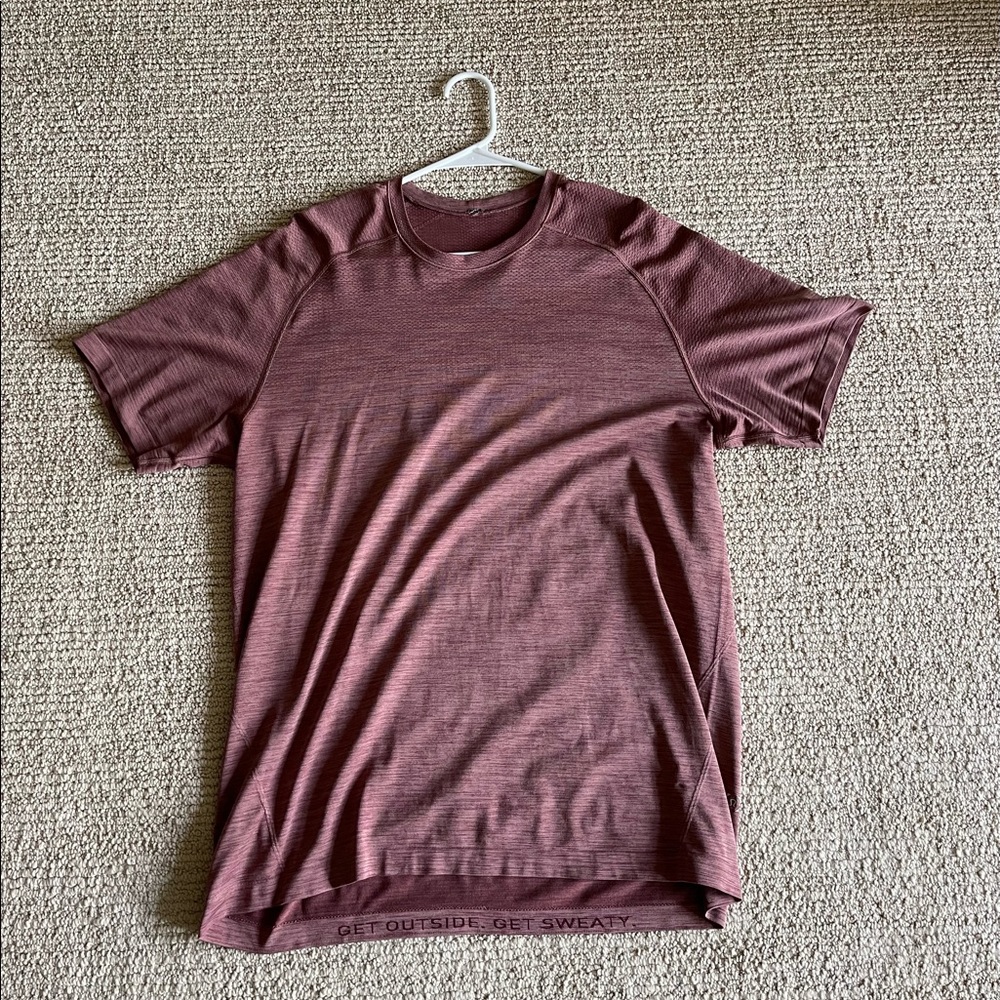 Mens lululemon top